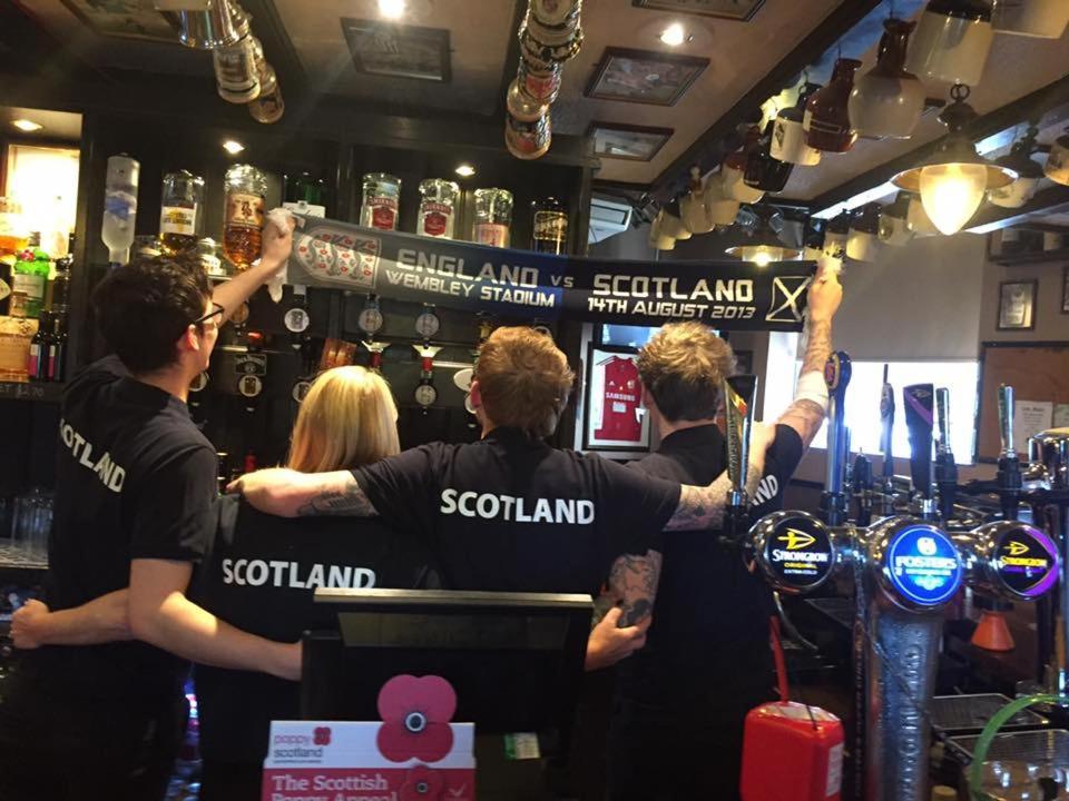 The Blackbull Inn Polmont Bagian luar foto