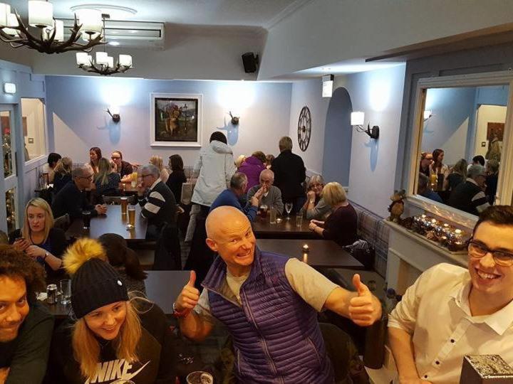 The Blackbull Inn Polmont Bagian luar foto
